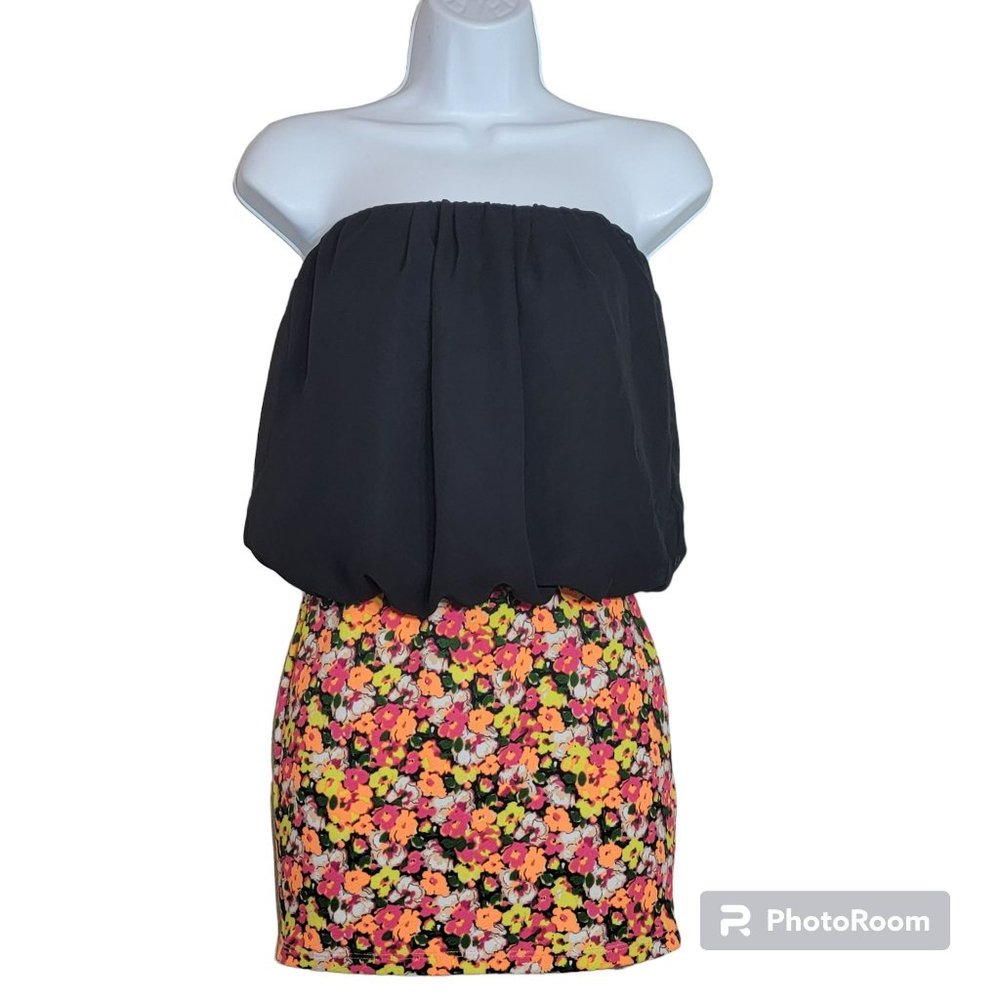 La Scala Women's XS/SM Halter short Dress w/ Black bodice, & Bright Floral skirt